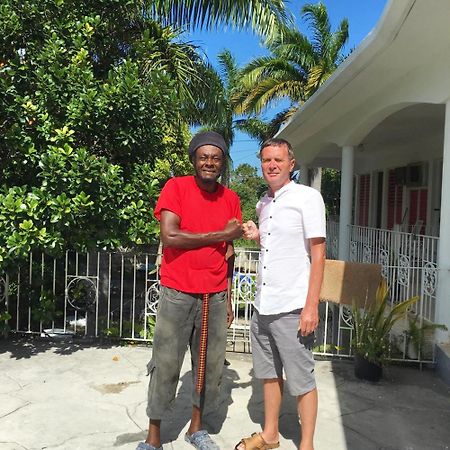 African Symbol Guest House Montego Bay Dış mekan fotoğraf