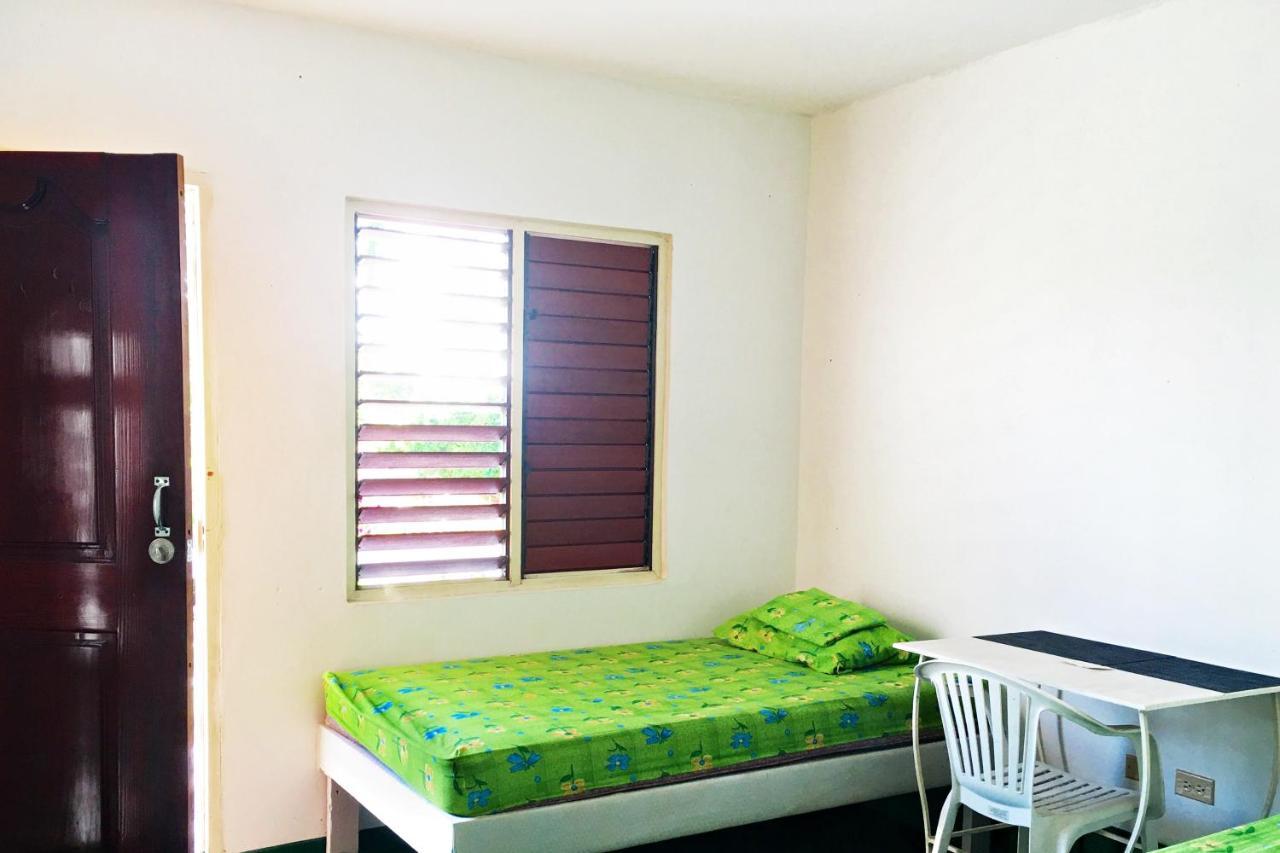 African Symbol Guest House Montego Bay Dış mekan fotoğraf