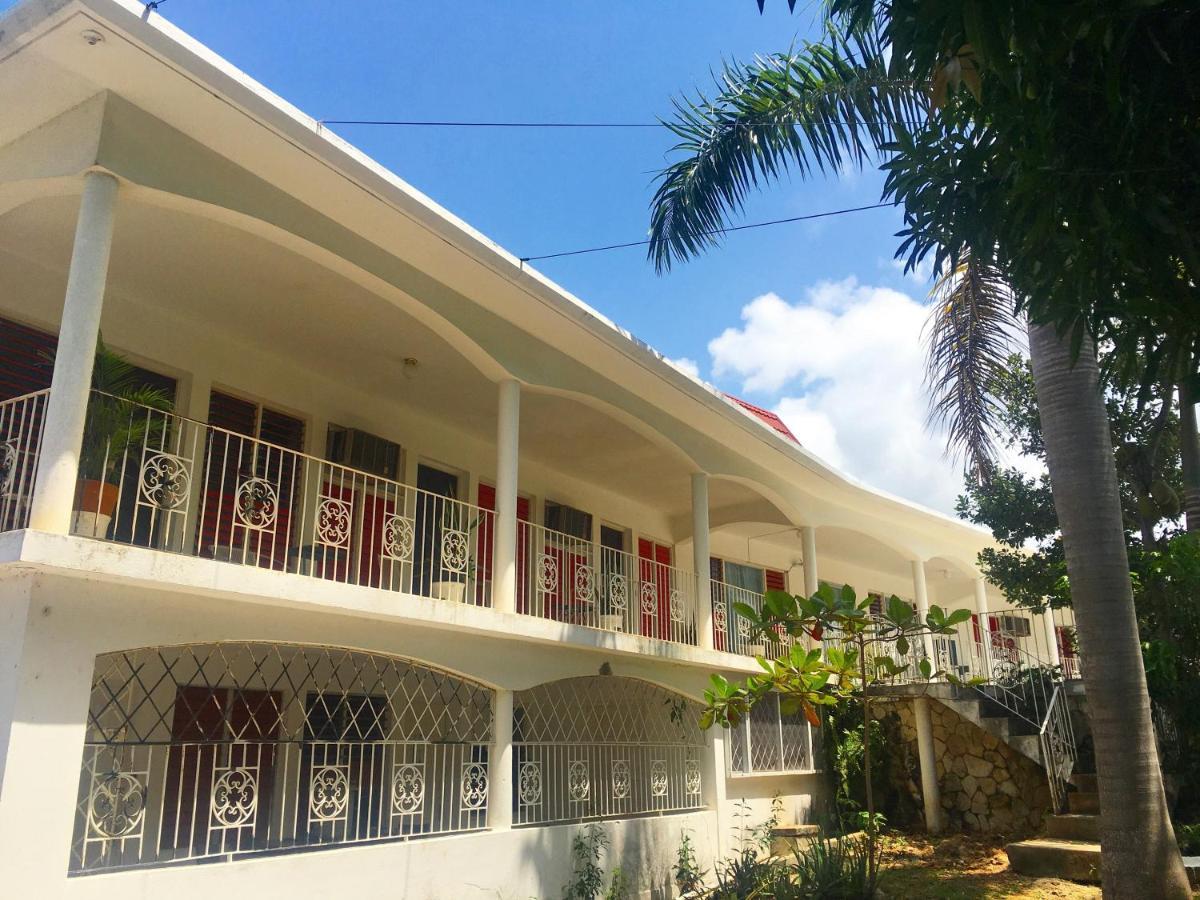 African Symbol Guest House Montego Bay Dış mekan fotoğraf